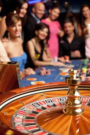 Ultra Treasure premium slot game interface showcasing high-quality mobile graphics